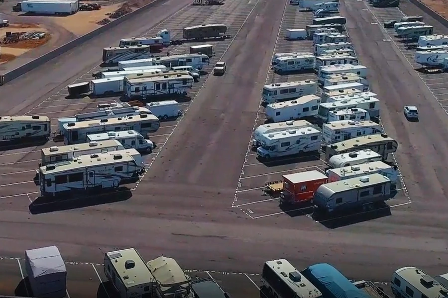 RV Storage and On-site Maintenance